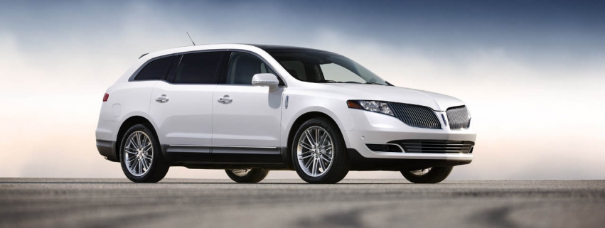 Авто обои Lincoln MKT 2013