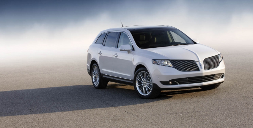 Авто обои Lincoln MKT 2013