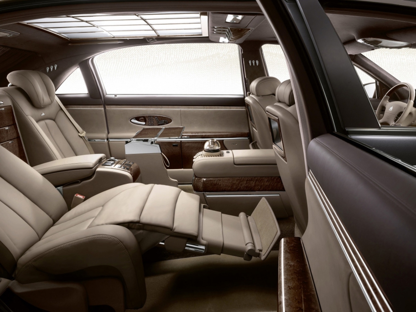 Авто обои Maybach Range 2011