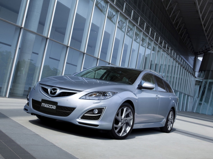 Авто обои Mazda 6 Universal 2010