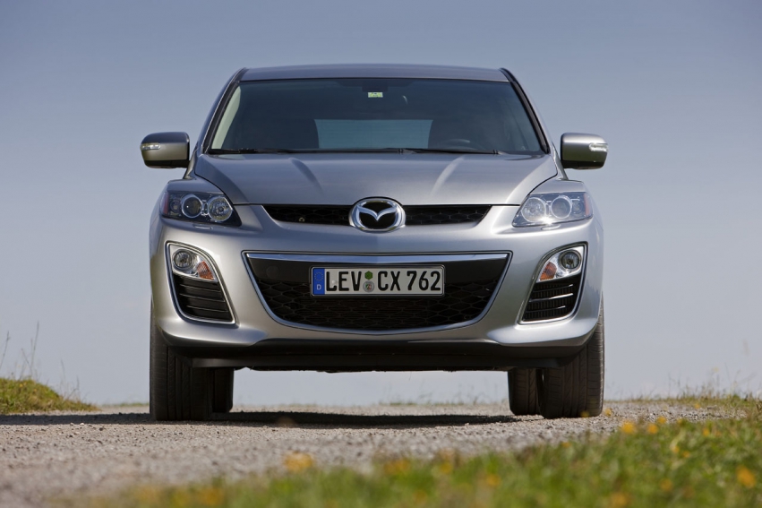 Авто обои Mazda CX-7 2010