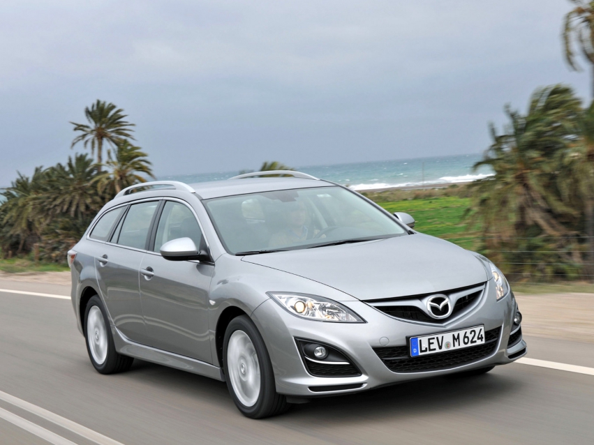 Авто обои Mazda 6 Universal 2010