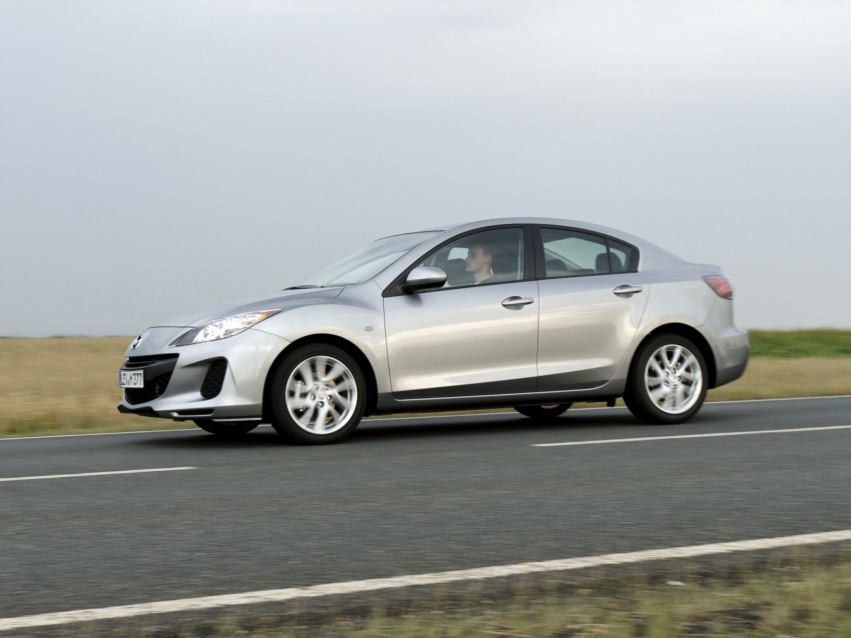 Авто обои Mazda 3 Sedan 2011