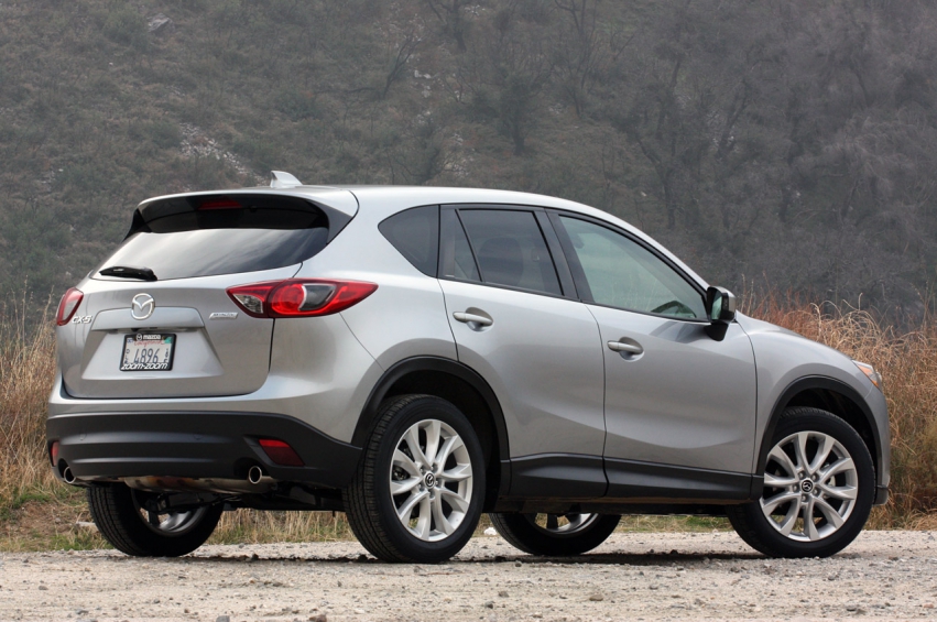 Авто обои Mazda CX-5 2013