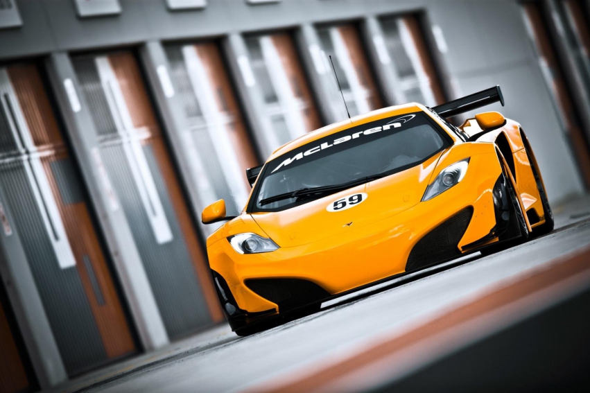 Авто обои McLaren MP4-12C GT3 2011