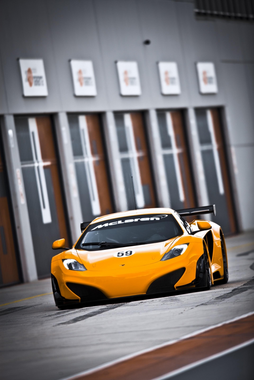 Авто обои McLaren MP4-12C GT3 2011