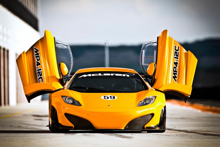 Авто обои McLaren MP4-12C GT3 2011