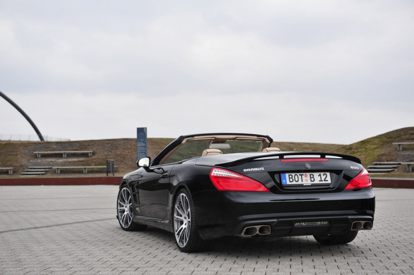 Авто обои Mercedes-Benz SL Brabus 800 Roadster