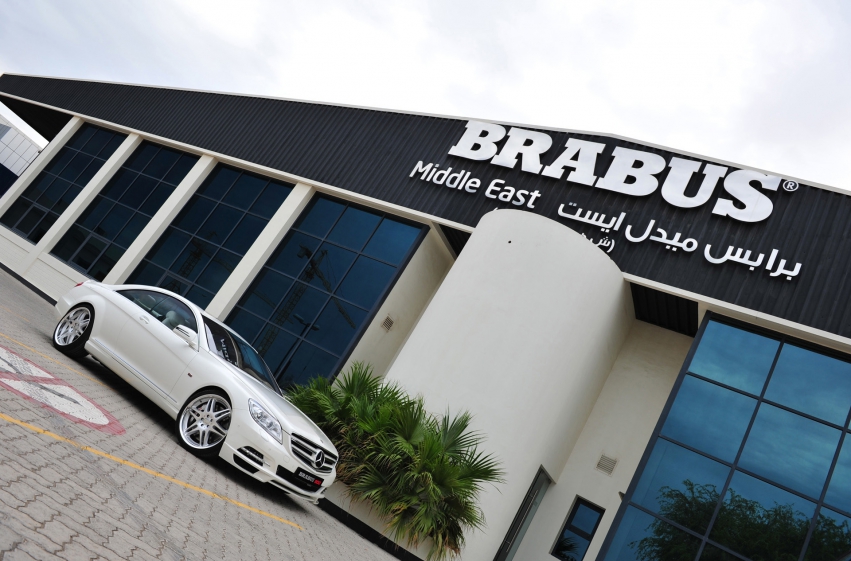 Авто обои Mercedes-Benz Brabus 800 2012