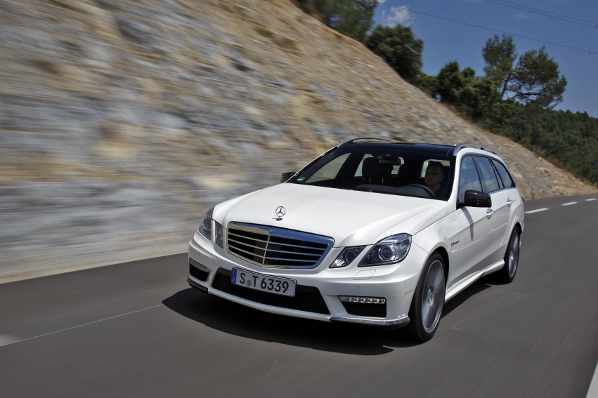 Авто обои Mercedes-Benz E63 AMG Wagon