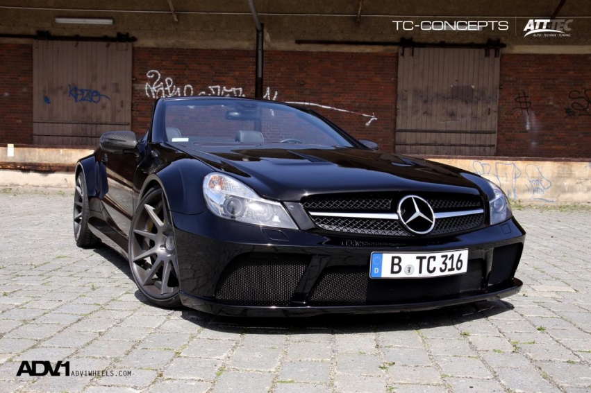 Авто обои Mercedes-Benz SL65 AMG Black Series TC-Concepts