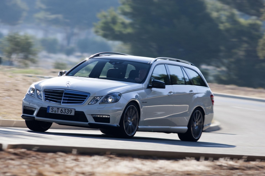 Авто обои Mercedes-Benz E63 AMG Wagon