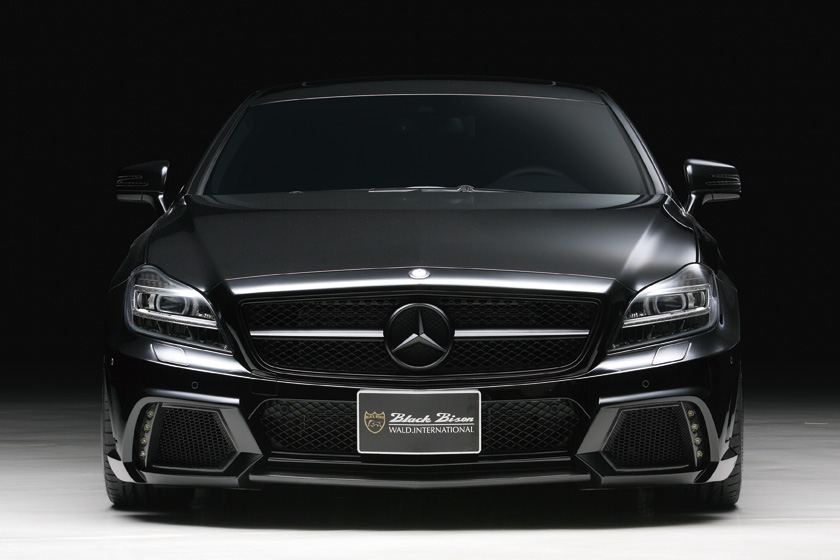 Авто обои Mercedes-Benz CLS Wald Black Bison 2012