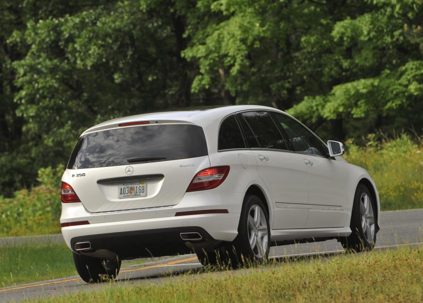 Авто обои Mercedes-Benz R-Class 2012