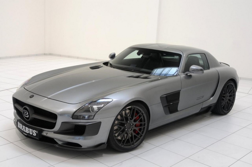 Авто обои Mercedes-Benz SLS AMG BRABUS 700 Biturbo