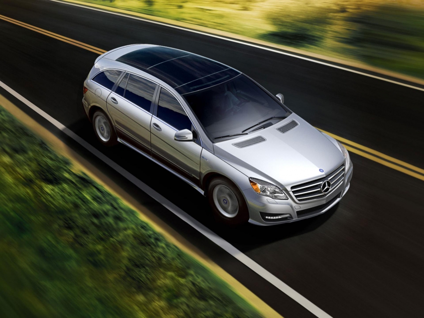 Авто обои Mercedes-Benz R-Class 2012