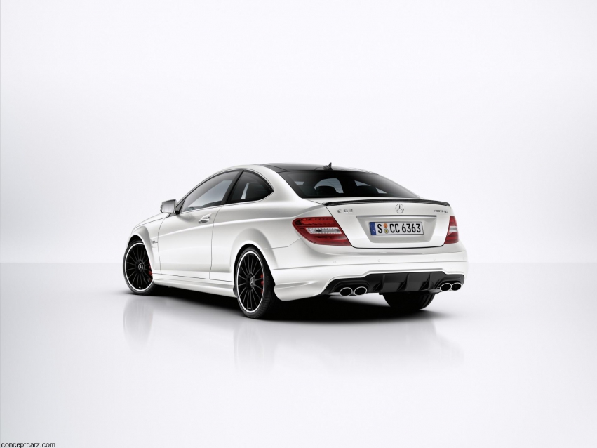 Авто обои Mercedes-Benz C63 AMG Coupe 2012