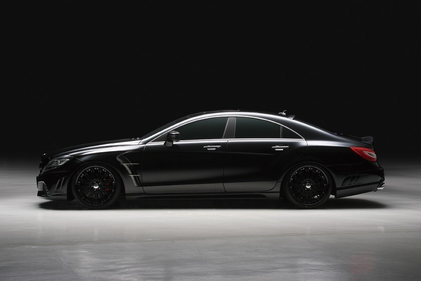 Авто обои Mercedes-Benz CLS 63 AMG Murdered Out by Wald International