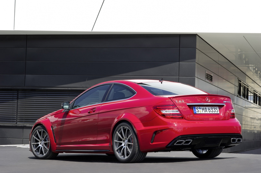 Авто обои Mercedes-Benz c63 amg coupe