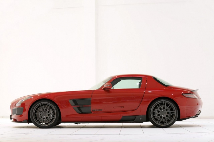 Авто обои Mercedes-Benz SLS BRABUS WIDESTAR