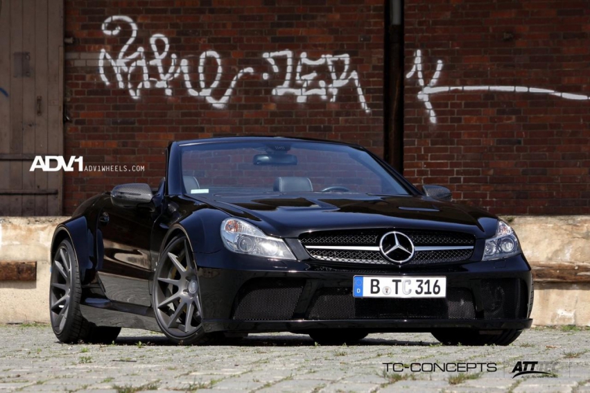 Авто обои Mercedes-Benz SL65 AMG Black Series TC-Concepts