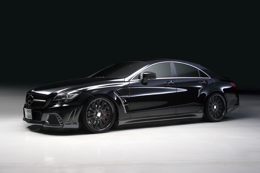 Авто обои Mercedes-Benz CLS 63 AMG Murdered Out by Wald International