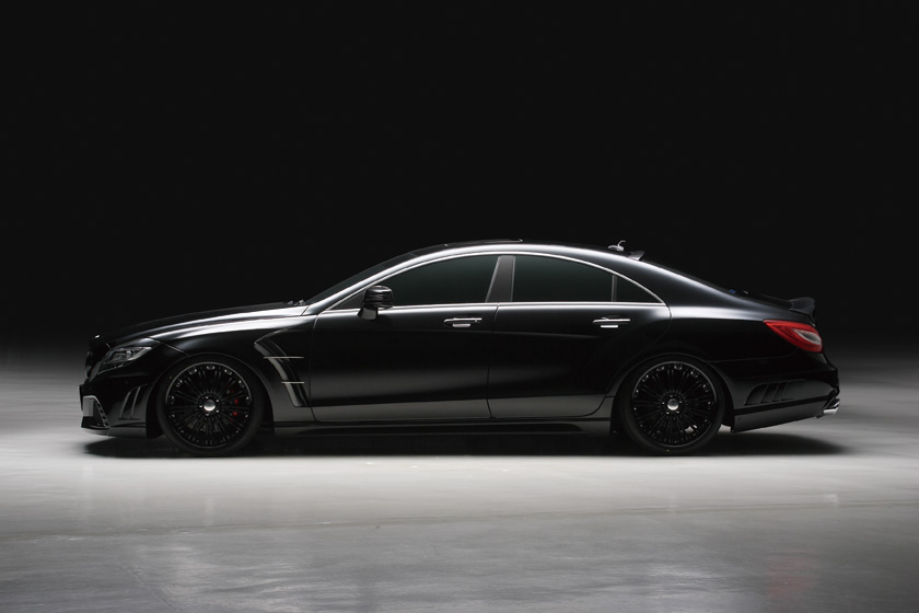 Авто обои Mercedes-Benz CLS Wald Black Bison 2012