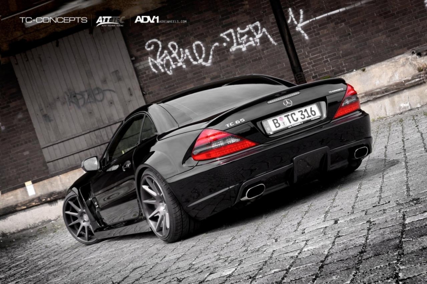 Авто обои Mercedes-Benz SL65 AMG Black Series TC-Concepts