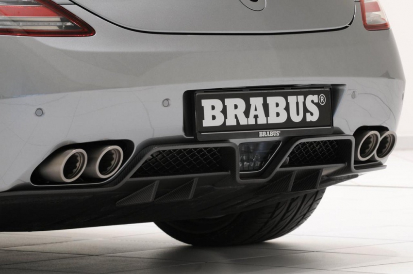 Авто обои Mercedes-Benz SLS AMG BRABUS 700 Biturbo