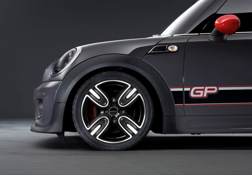 Авто обои Mini John Cooper Works GP