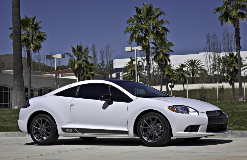 Авто обои Mitsubishi Eclipse Legacy 2012