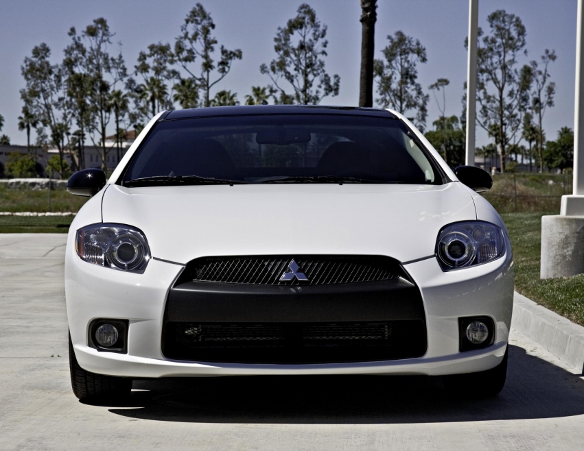 Авто обои Mitsubishi Eclipse Legacy 2012