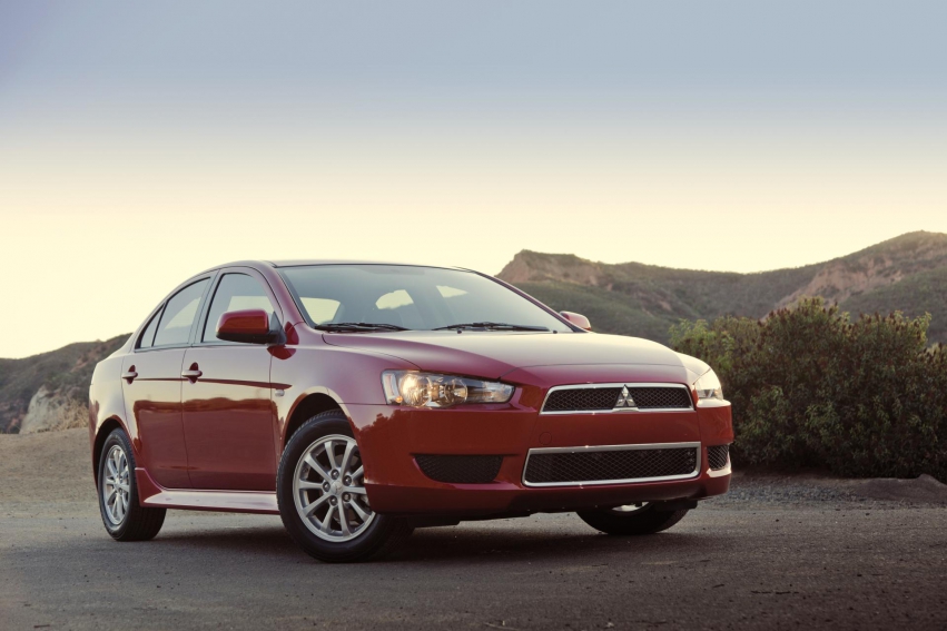 Авто обои Mitsubishi Lancer SE 2012