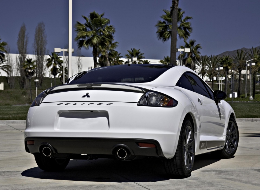 Авто обои Mitsubishi Eclipse Legacy 2012