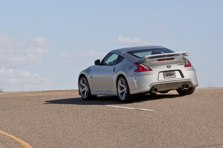 Авто обои Nissan NISMO-370Z Coupe 2012