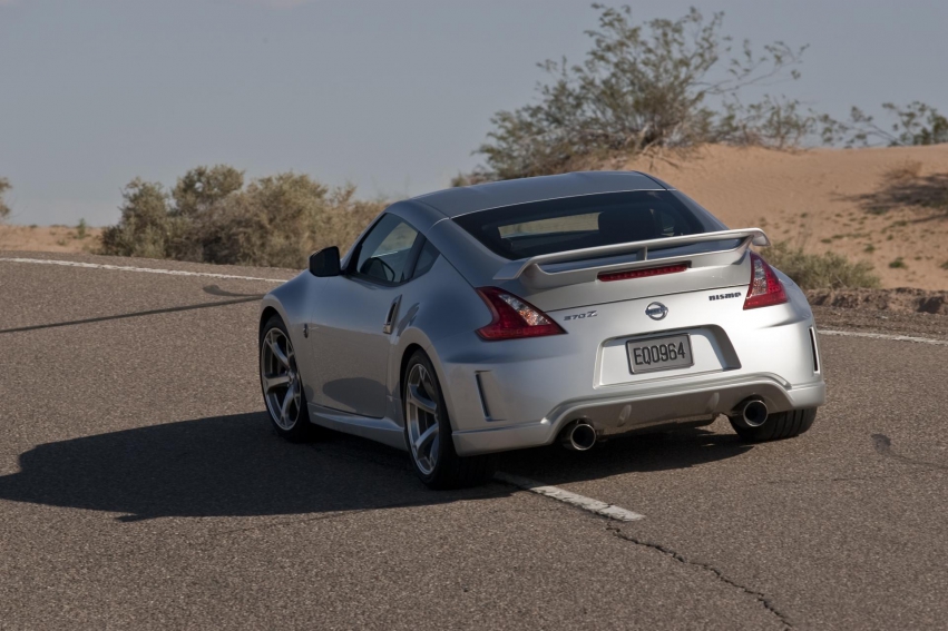 Авто обои Nissan NISMO-370Z Coupe 2012