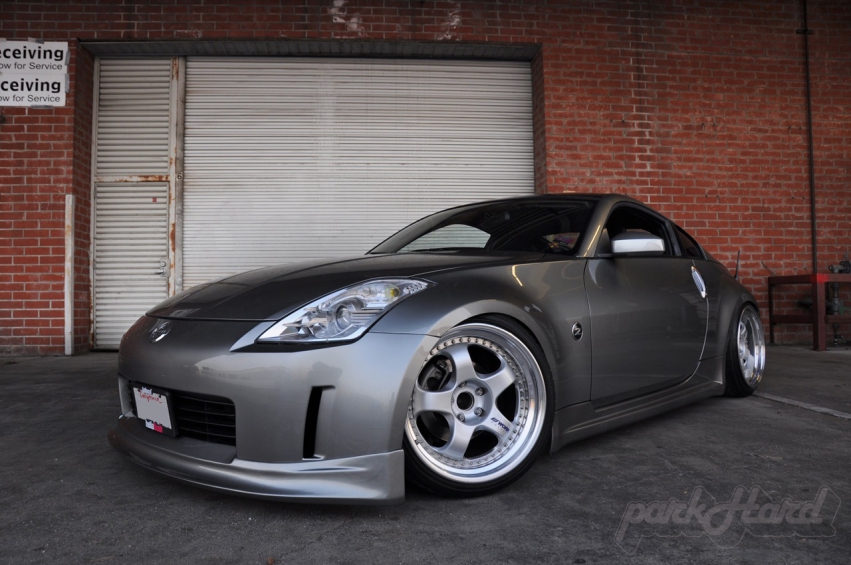 Авто обои Nissan 350Z ParkHard tuned