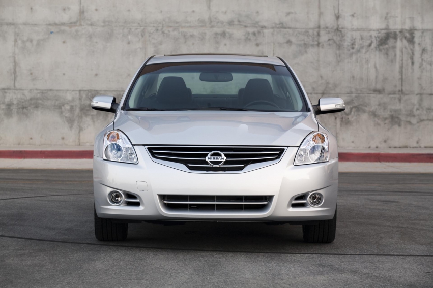 Авто обои Nissan Altima 2012