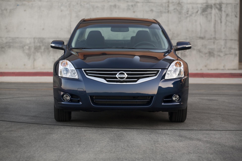 Авто обои Nissan Altima 2012