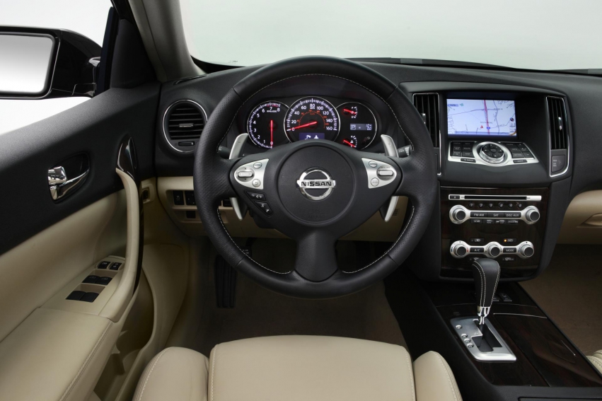 Авто обои Nissan Maxima 2012