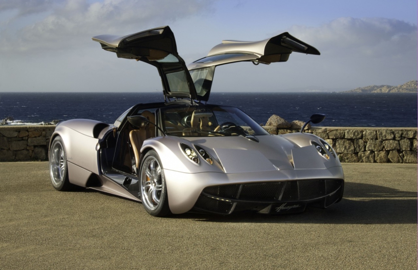 Авто обои Pagani Huayra