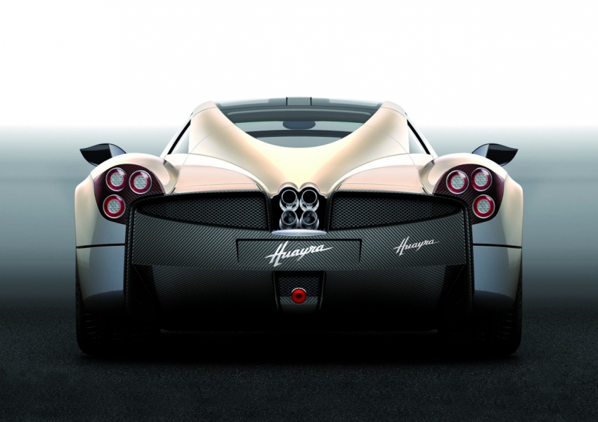 Авто обои Pagani Huayra