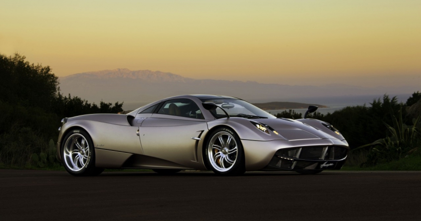 Авто обои Pagani Huayra