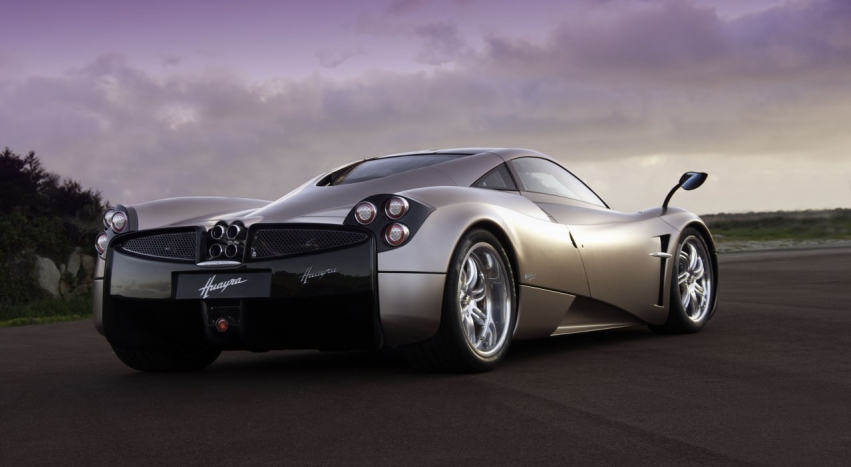 Авто обои Pagani Huayra