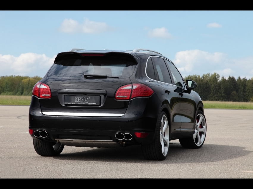 Авто обои Porsche Cayenne Individualization TechArt 2010