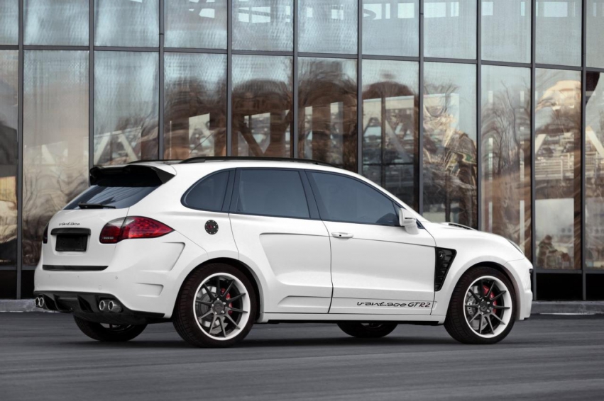 Авто обои Porsche Cayenne II Vantage GTR 2