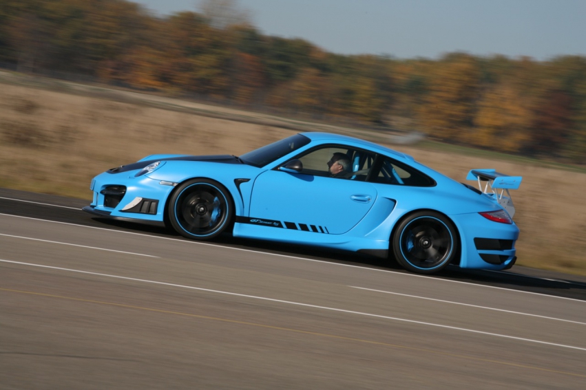 Авто обои Porsche TechArt GTStreet RS