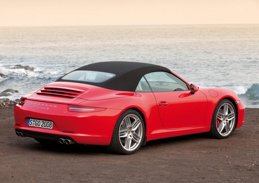 Авто обои Porsche  911 Carrera S 2012