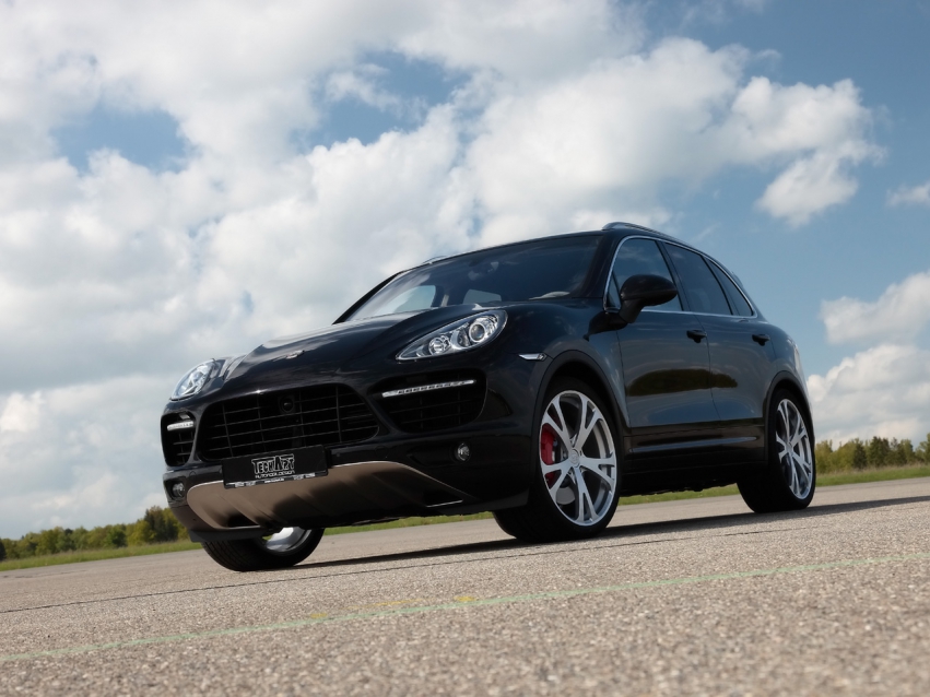 Авто обои Porsche Cayenne Individualization TechArt 2010