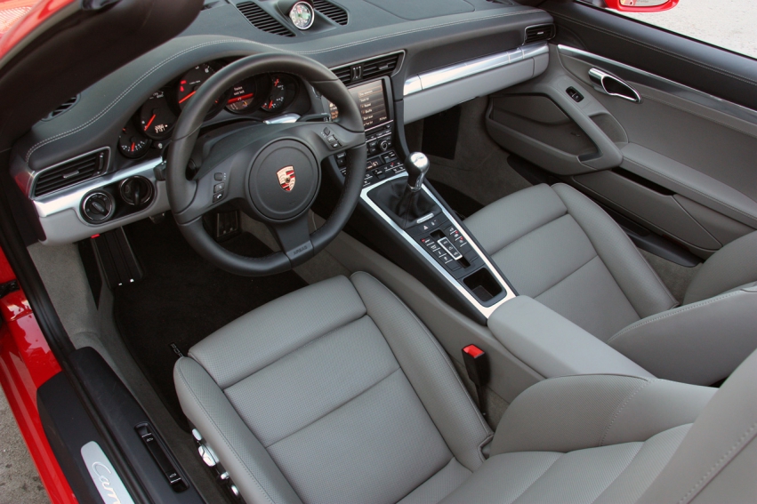 Авто обои Porsche 911 Carrera Cabriolet: 2012